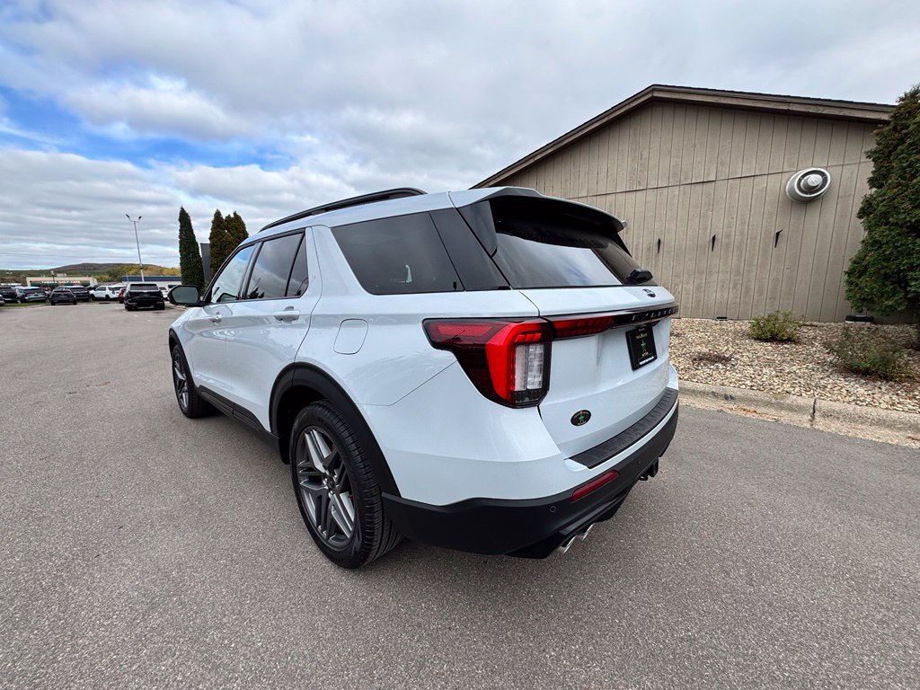 Used 2026 Ford Explorer ST w/ Sun And Sound Package AWD/4WD image 11