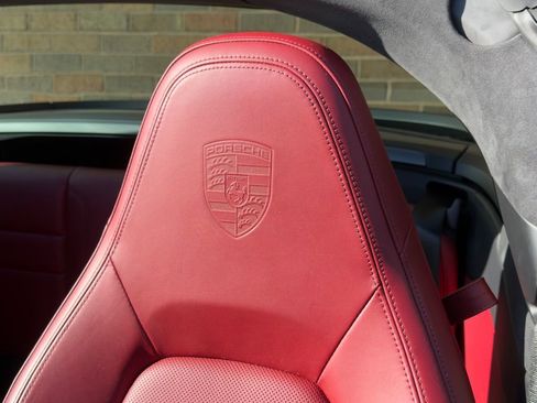 Certified 2021 Porsche 911 Targa 4S image 19