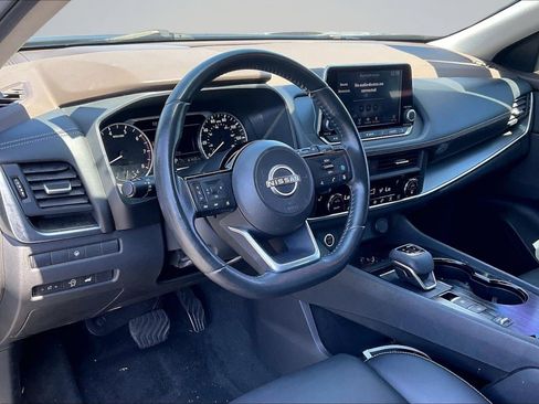 Used 2023 Nissan Rogue SV w/ SV Premium B Package FWD image 14