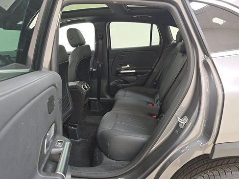 Used 2026 Mercedes-Benz GLA 250 w/ Sun & Sound Package image 6
