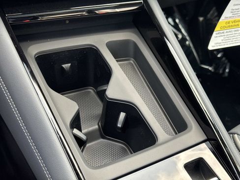 New 2026 Volkswagen Tiguan SEL R-Line image 26