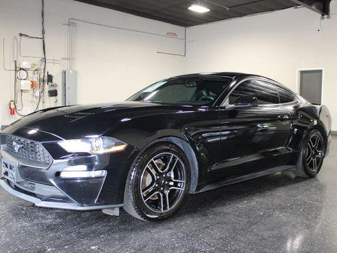 Used 2018 Ford Mustang Premium w/ Equipment Group 201A RWD image 6