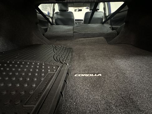 Used 2014 Toyota Corolla S image 11