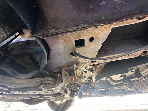 Used 2008 Chrysler Town & Country Touring w/ Family Value Group image 16