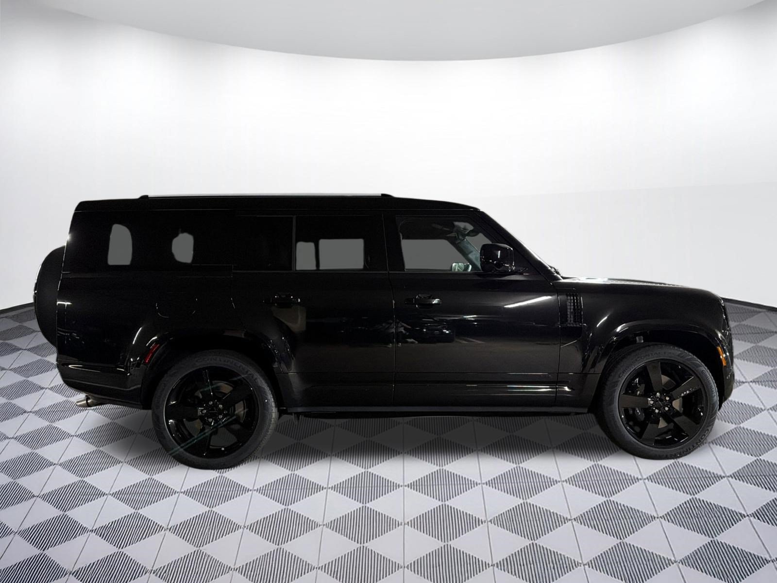 New 2026 Land Rover Defender 130 V8 AWD/4WD image 7