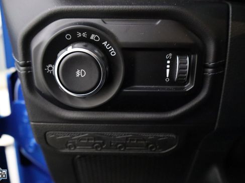 Used 2025 Jeep Wrangler Unlimited Rubicon image 15