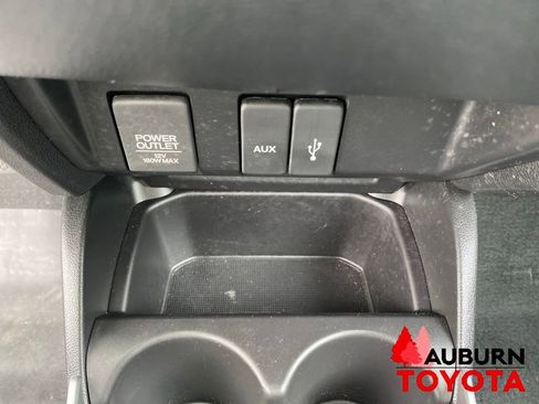 Used 2016 Honda Fit LX image 37