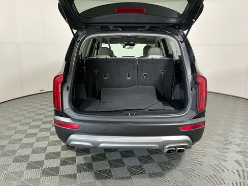 Used 2020 Kia Telluride S FWD image 29
