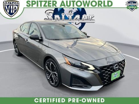 Used 2023 Nissan Altima 2.5 SR image 1