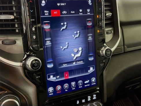 Used 2021 RAM 1500 Big Horn image 16