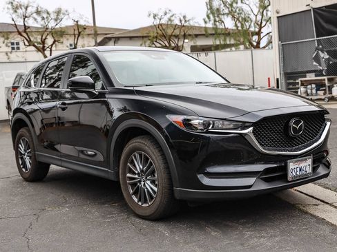 Used 2020 MAZDA CX-5 Sport FWD image 3