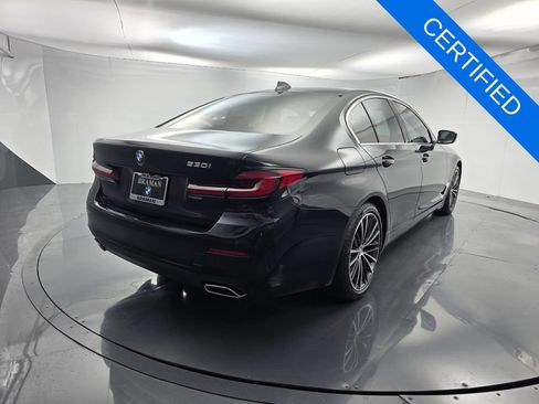 Certified 2023 BMW 530i w/ Premium Package RWD image 4