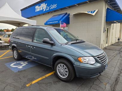 Used 2005 Chrysler Town & Country LX w/ Popular Equipment Group II