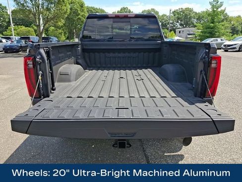 Used 2024 GMC Sierra 2500 Denali Ultimate AWD/4WD image 32