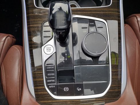 Used 2020 BMW X5 xDrive40i w/ Convenience Package image 27