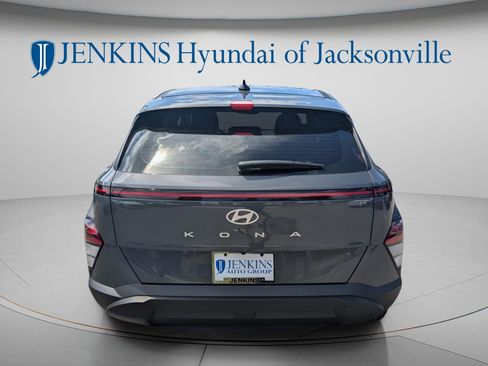 New 2026 Hyundai Kona SE FWD image 4