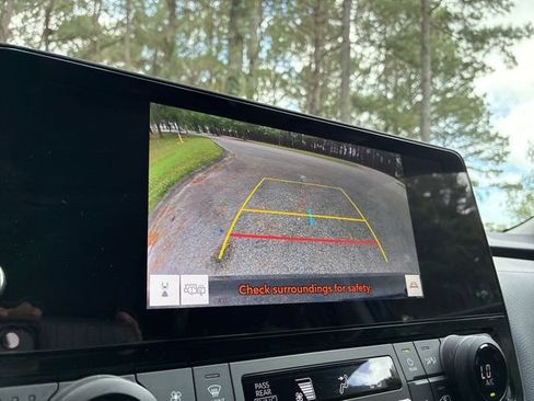 Used 2024 Toyota Grand Highlander FWD image 33
