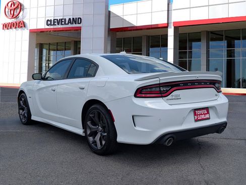 Used 2019 Dodge Charger R/T w/ Driver Confidence Group RWD image 4