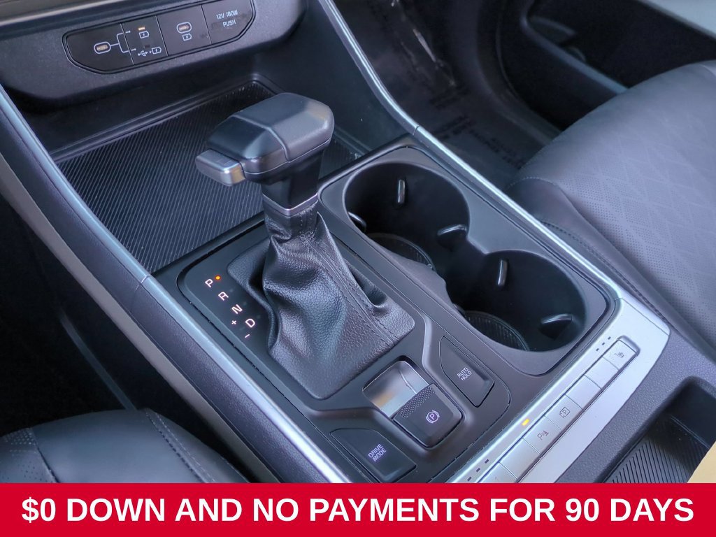 Used 2025 Kia Carnival FWD image 17