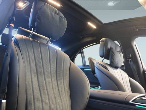 Used 2023 Mercedes-Benz S 500 4MATIC image 18