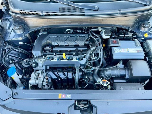 Used 2024 Hyundai Venue SEL FWD image 30