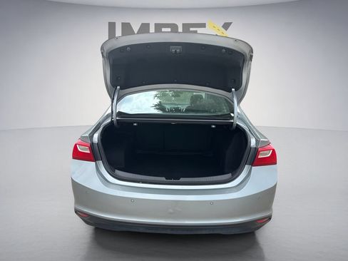 Used 2025 Chevrolet Malibu LT FWD image 11