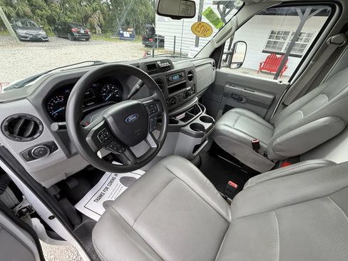 Used 2023 Ford E-350 and Econoline 350 Super Duty w/ Driver's Safety Package RWD image 20