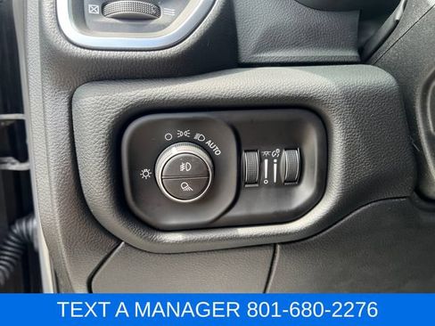 New 2026 RAM 3500 Laramie AWD/4WD image 31