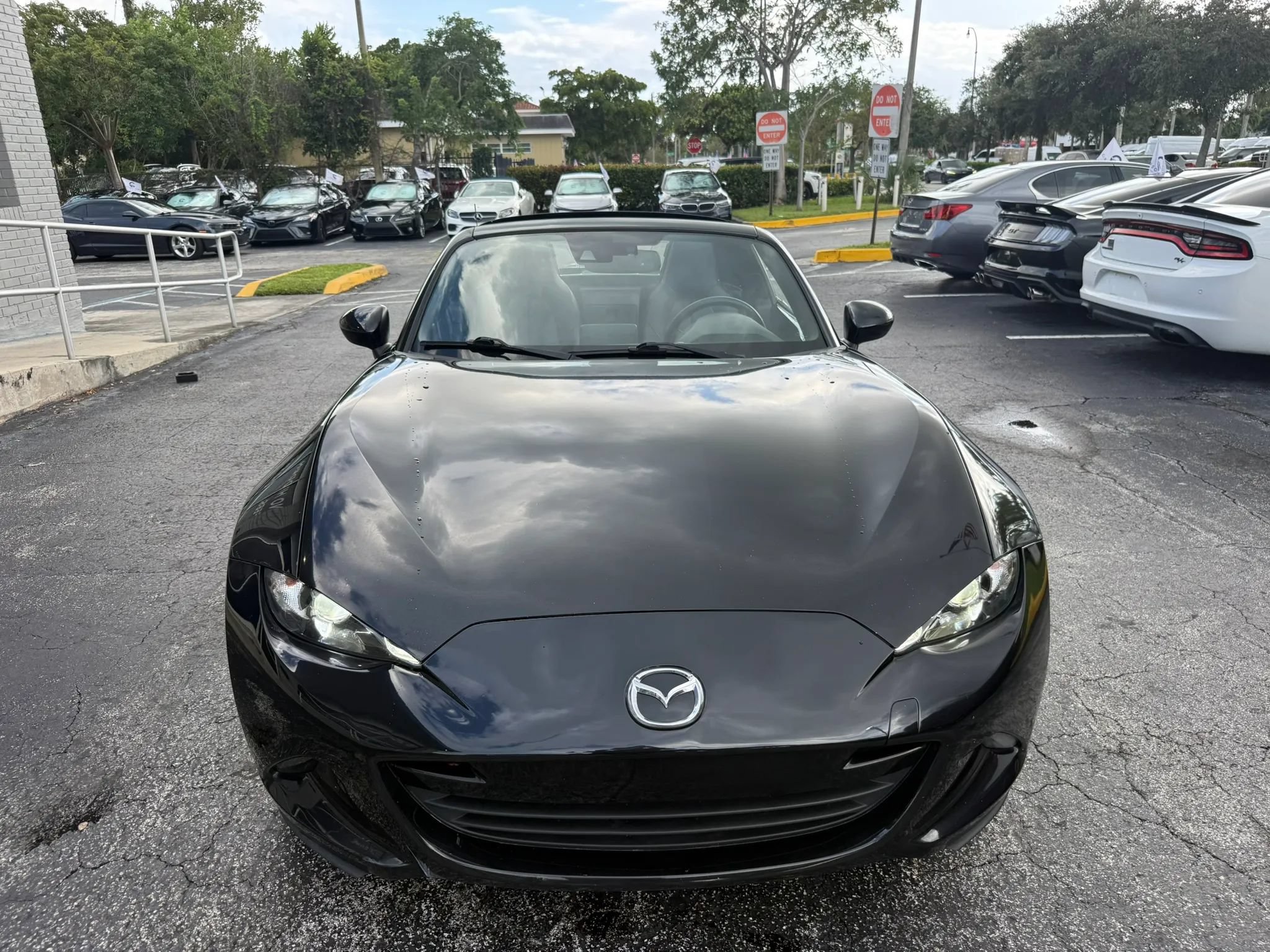 Used 2018 MAZDA MX-5 Miata RF Grand Touring RWD image 3