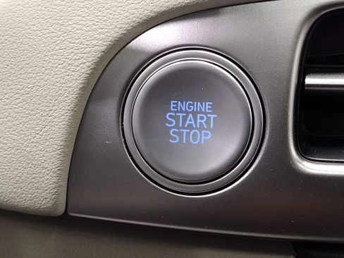 Used 2023 Hyundai Palisade Limited w/ Cargo Package image 39