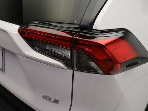 Certified 2025 Toyota RAV4 XLE FWD image 9
