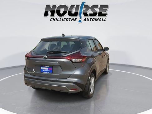 New 2025 Nissan Kicks Play S image 8
