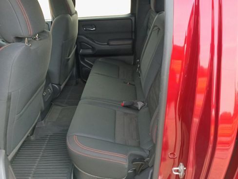 Used 2022 Nissan Frontier PRO-4X AWD/4WD image 16