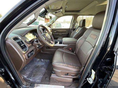 New 2026 RAM 2500 Limited image 13