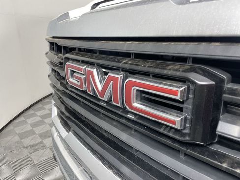 Used 2024 GMC Sierra 2500 Pro w/ Convenience Package image 30