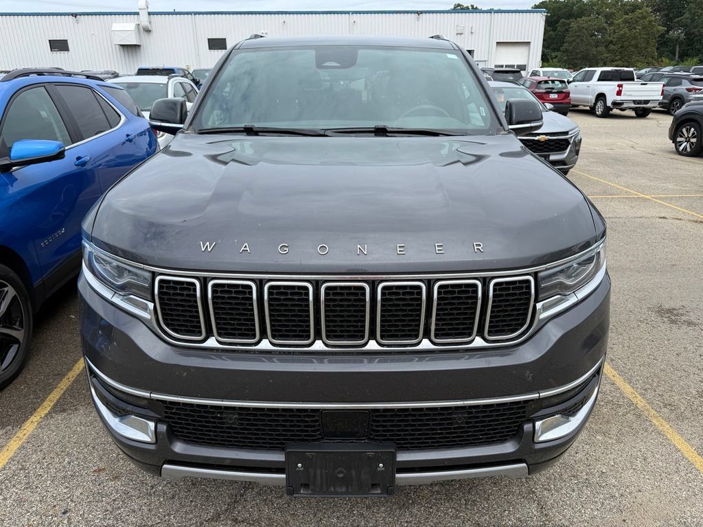 Used 2025 Jeep Wagoneer Series II AWD/4WD image 6
