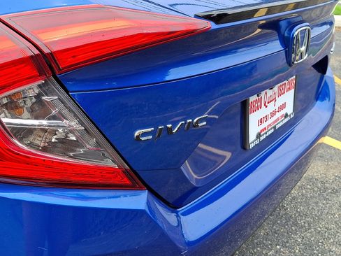 Used 2019 Honda Civic Sport image 4