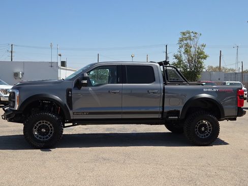 Used 2023 Ford F250 Lariat w/ Lariat Ultimate Package AWD/4WD image 2
