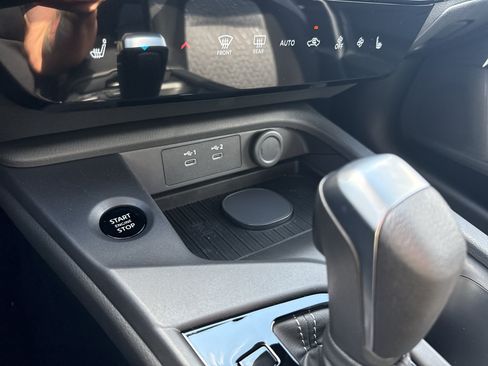 New 2027 Nissan Sentra SV FWD image 19