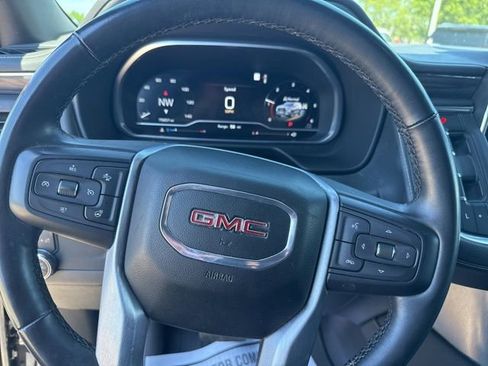 Used 2023 GMC Yukon XL SLT w/ SLT Premium Package AWD/4WD image 30