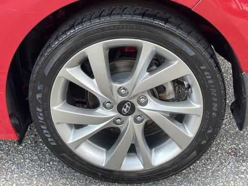 Used 2014 Hyundai Veloster RE:FLEX Edition FWD image 33