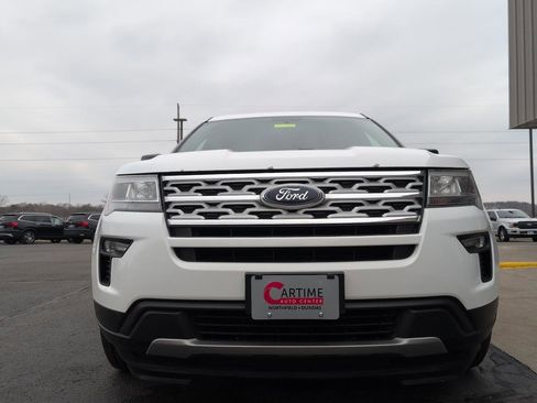 Used 2019 Ford Explorer XLT w/ Equipment Group 201A image 3