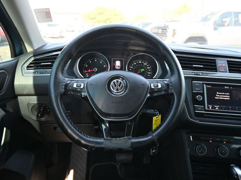 Used 2019 Volkswagen Tiguan S AWD/4WD image 10