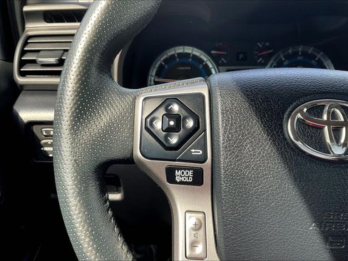 Used 2019 Toyota 4Runner Limited AWD/4WD image 11