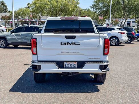 Used 2022 GMC Sierra 1500 Elevation AWD/4WD image 3