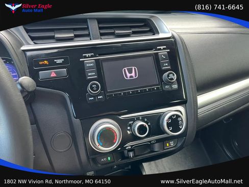 Used 2018 Honda Fit LX image 10
