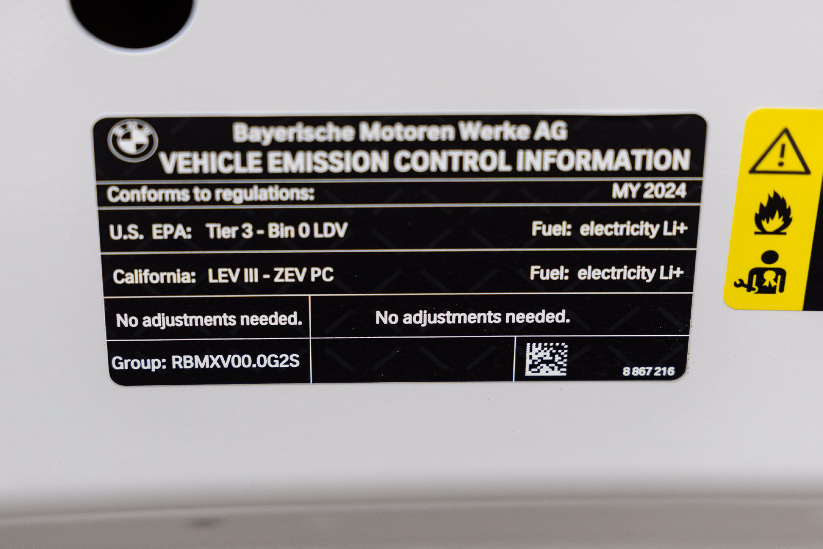 Certified 2024 BMW i4 eDrive40 w/ Convenience Package RWD image 33