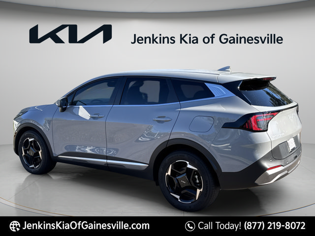 Used 2026 Kia Sportage EX FWD image 8