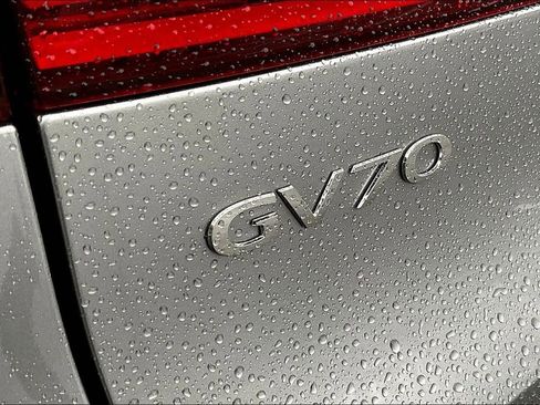New 2026 Genesis GV70 2.5T Advanced AWD/4WD image 8