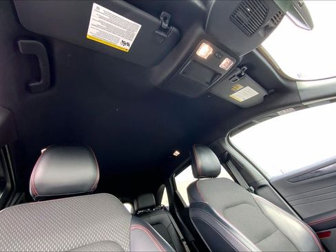 Certified 2025 Ford Escape ST-Line Select w/ Tech Pack #2 image 14